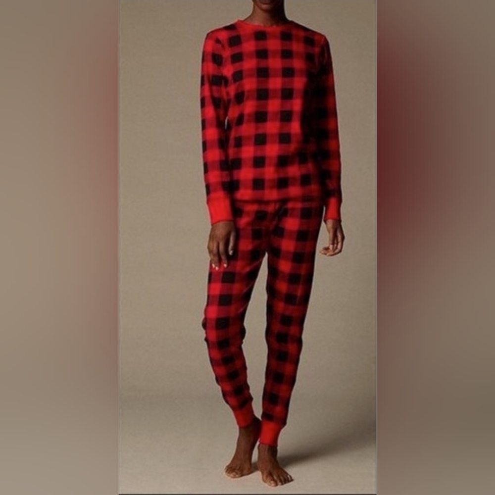 2 Sets Of PJS [Men(XL)+women(L) matching PJs]
